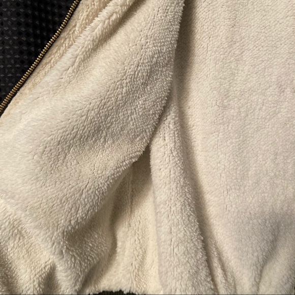 Fleece Lined Army Green Bomber Jacket - Picture 3 of 4